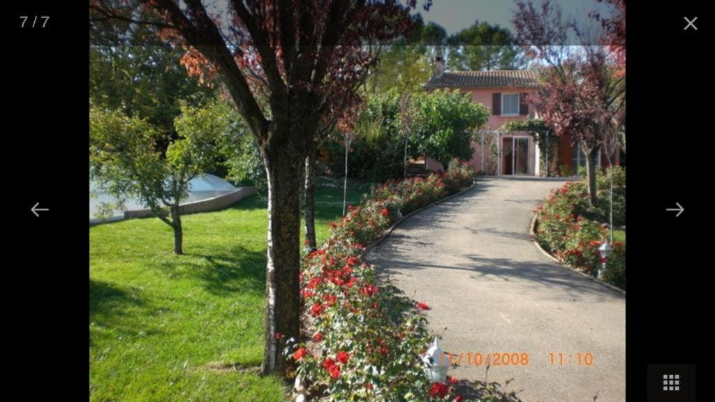 Chambres D'Hotes Marylou Valensole Bagian luar foto